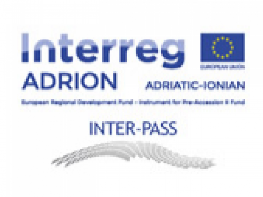 Intermodal passenger connection between port and airport